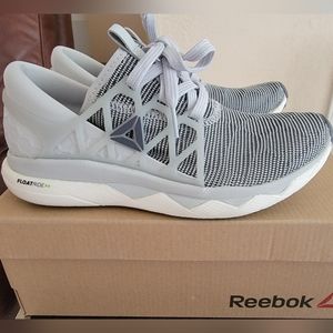 NIB Reebok Floatride Run Flexweave womens shoes